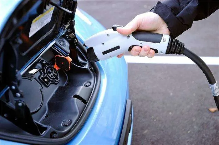 Key Applications of Lithium Batteries in Electric Vehicles (EVs) The 2th one
